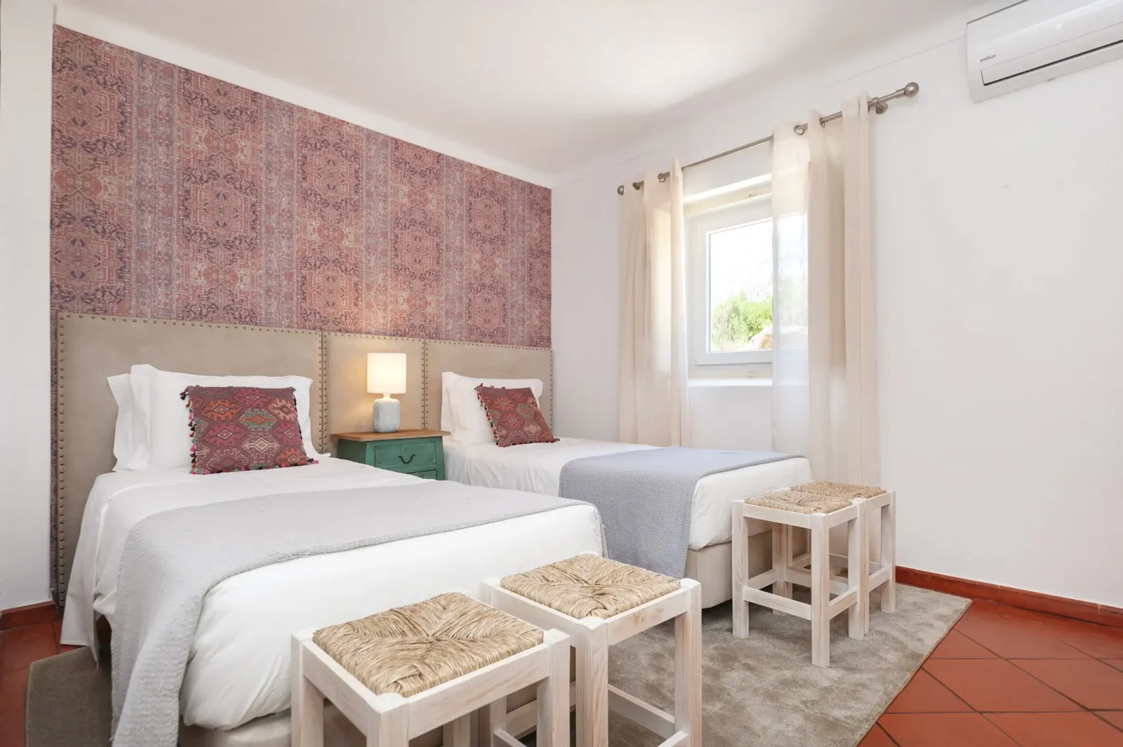 Photo of the Wood Oven I suite with two separate beds